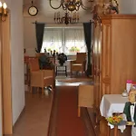 Hotel & Restaurant Bei Hoelzchen